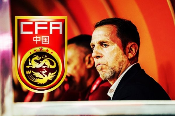 国足东亚杯前瞻：年轻化进程不可阻挡，王钰栋等人能否扛起新旗帜