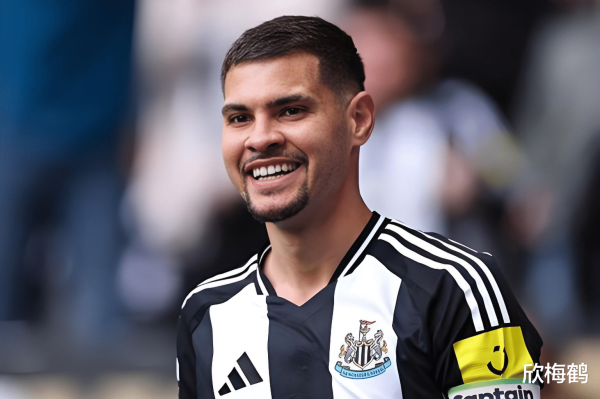 2-3! 英超第2轮纽卡憾负利物浦, 吉马良斯拼尽全力难阻败局